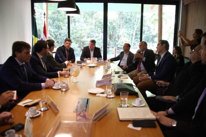 Comitiva do Paraguai apresenta projeto de novo gasoduto ligando países da rota bioceânica ao MS