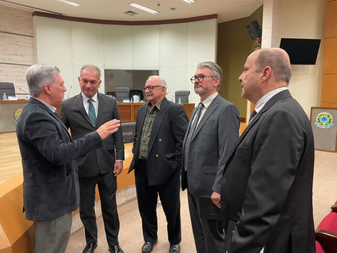 Delegado-Geral se reúne com o TRE-MS e demais Forças de Delegado-Geral se reúne com o TRE-MS e demais Forças de Segurança para alinhamento das Eleições 2024