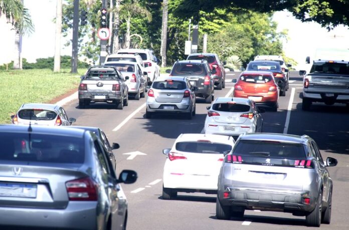 Detran informa: agosto é mês de licenciar veículos com placas terminadas em 7 e 8 