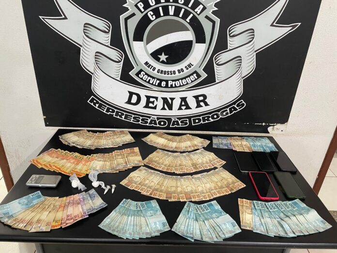 Durante cumprimento de mandados de busca e apreensão em Campo Grande, Polícia Civil prende traficante em flagrante