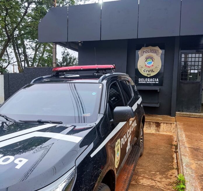 Filho que agrediu a mãe em Coronel Sapucaia é preso Filho que agrediu a mãe em Coronel Sapucaia é preso pela Polícia Civil ao descumprir medida protetiva de urgência