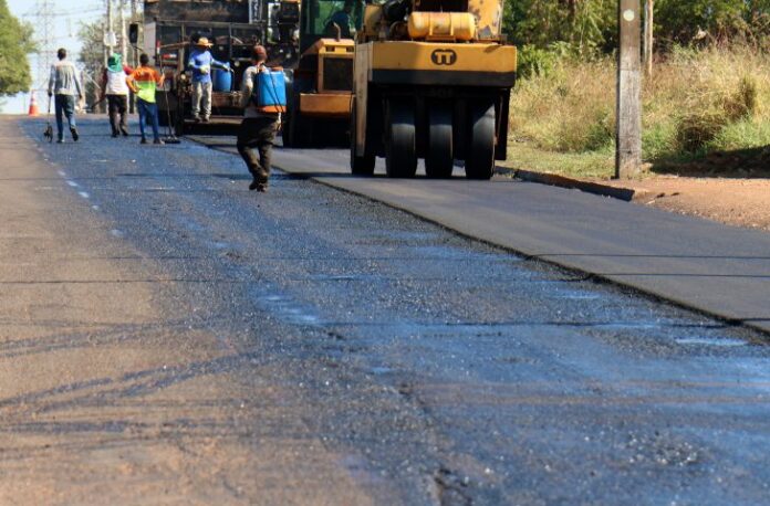 Governo de MS investe R$ 8 milhões em infraestrutura para Governo de MS investe R$ 8 milhões em infraestrutura para levar mais desenvolvimento a Pedro Gomes e Eldorado