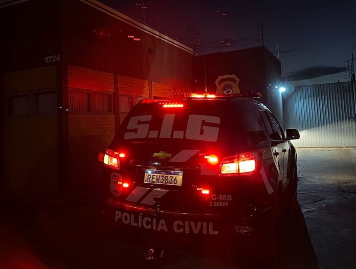 Mulher foragida com condenação por latrocínio é preso pela Polícia Civil em Nova Andradina