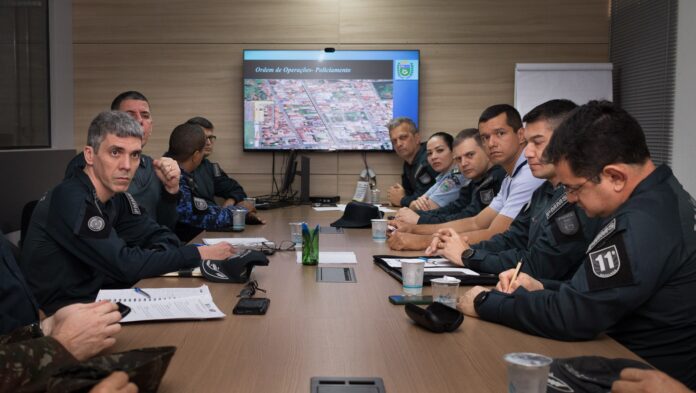 PMMS e forças de segurança reúnem-se para discutir estratégias para PMMS e forças de segurança reúnem-se para discutir estratégias para Desfile Cívico de 07 de Setembro