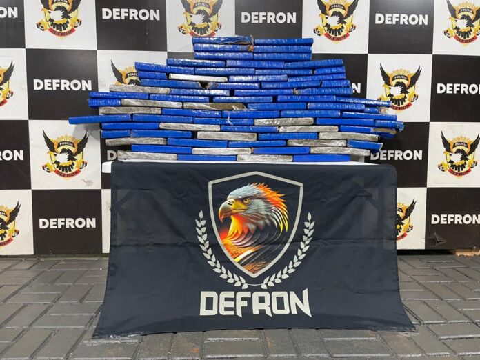 Polícia Civil apreende cerca de 50 kg de maconha em Polícia Civil apreende cerca de 50 kg de maconha em Dourados