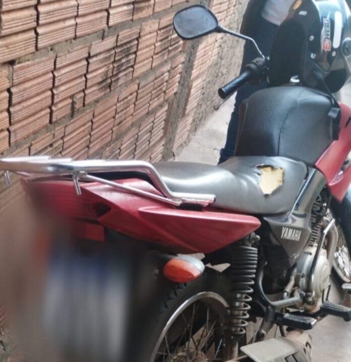 Polícia Civil apreende veículo com indícios de adulteração, em Campo Polícia Civil apreende veículo com indícios de adulteração, em Campo Grande