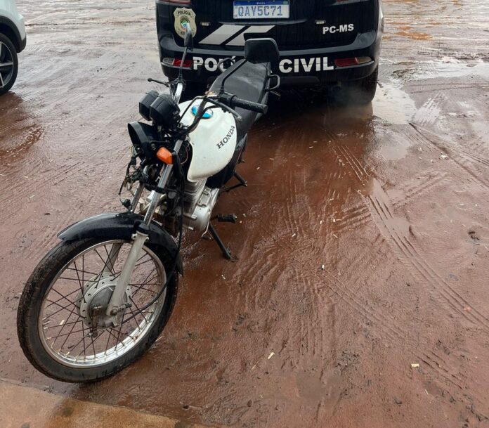 Polícia Civil identifica autor e recupera moto furtada em Ribas Polícia Civil identifica autor e recupera moto furtada em Ribas do Rio Pardo