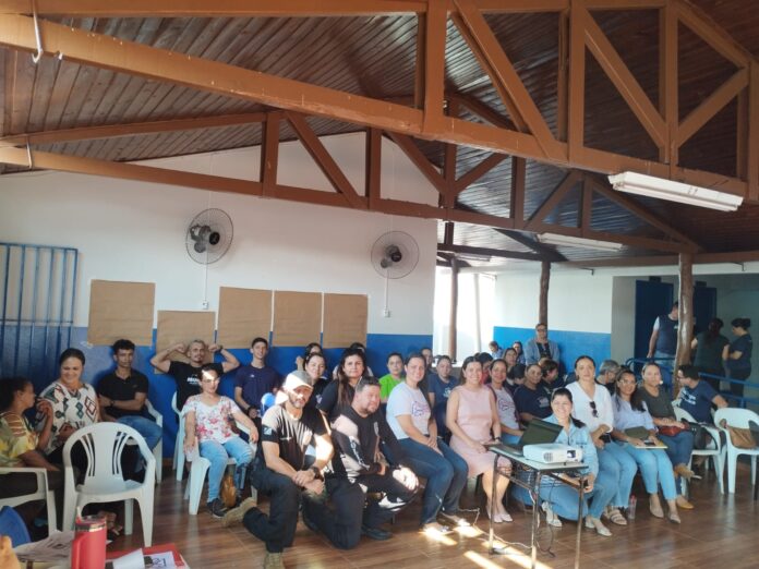 Polícia Civil realiza palestra educativa sobre violência de gênero e segurança em Jardim