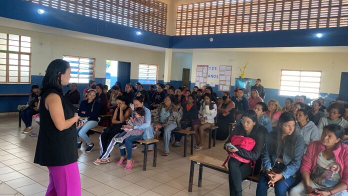 Polícia Civil realiza palestra sobre violência contra a mulher em Polícia Civil realiza palestra sobre violência contra a mulher em Campo Grande