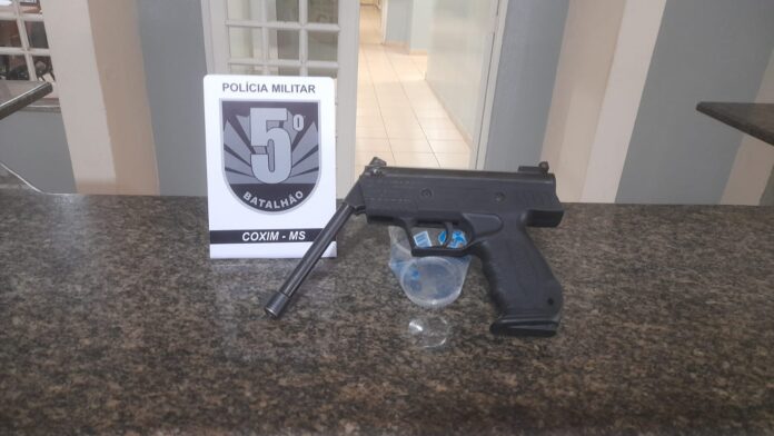Polícia Militar apreende arma artesanal em Coxim