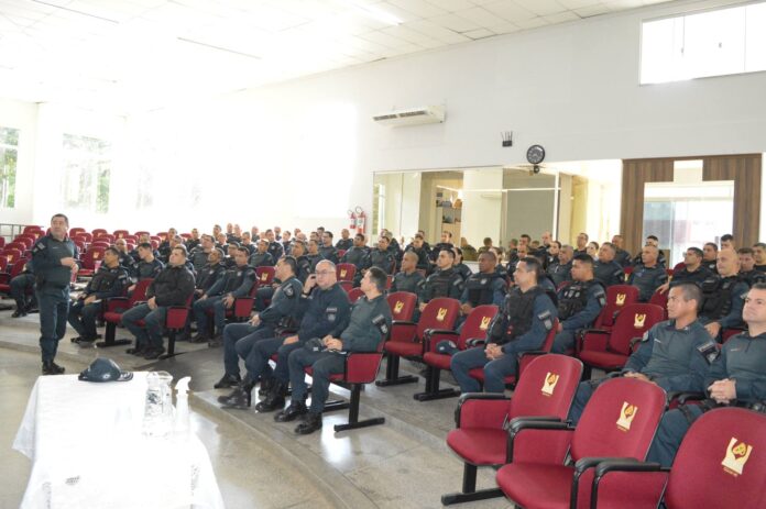 Polícia Militar realiza formatura geral do CPA-6 em Coxim Polícia Militar realiza formatura geral do CPA-6 em Coxim