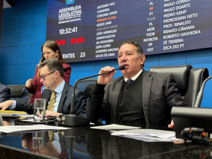 Projeto que premia prefeitos por avanços nas políticas públicas de educação é aprovado na ALEMS