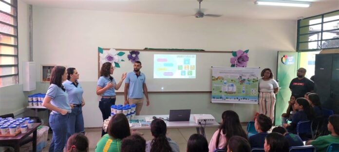 Educação Ambiental leva cidadania e sustentabilidade a estudantes em Coxim Educação Ambiental leva cidadania e sustentabilidade a estudantes em Coxim