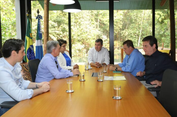 Governador reúne secretários para discutir ações e entregas do próximo Governador reúne secretários para discutir ações e entregas do próximo ano em MS