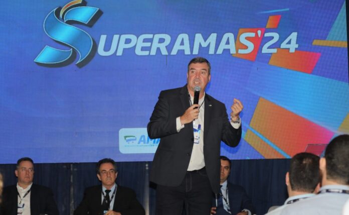 Governo de MS reafirma apoio a empreendedores que geram empregos Governo de MS reafirma apoio a empreendedores que geram empregos no setor varejista