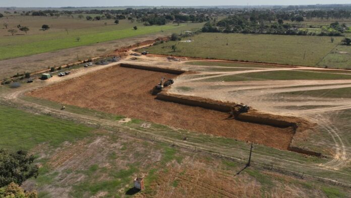 Obra acelerada: Governo executa 32% da drenagem em lagoa de Batayporã para eliminar alagamentos