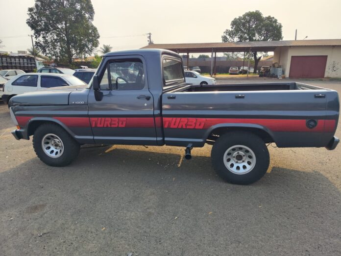 Polícia Civil apreende camionete produto de crime em Campo Grande Polícia Civil apreende camionete produto de crime em Campo Grande