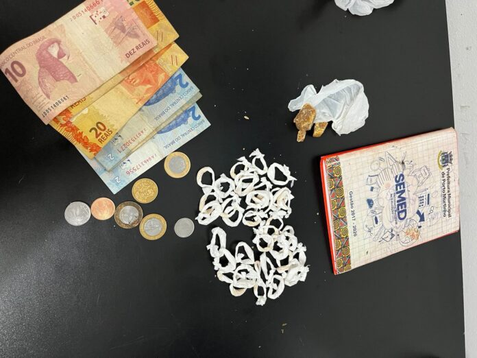 Polícia Civil apreende entorpecentes e fecha ponto de venda de Polícia Civil apreende entorpecentes e fecha ponto de venda de drogas em Miranda