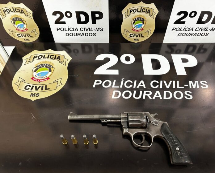 Polícia Civil prende homem que comercializava armas de fogo em Polícia Civil prende homem que comercializava armas de fogo em Dourados