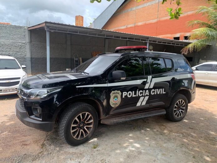 Policiais prendem homem acusado de estuprar enteada em Ladário Policiais prendem homem acusado de estuprar enteada em Ladário
