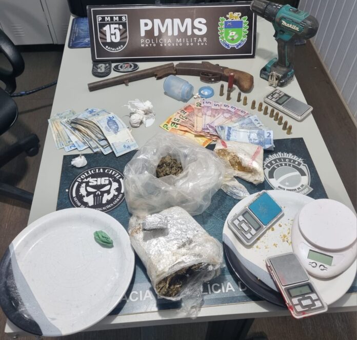 Polícias Civil e Militar prendem seis pessoas em Maracaju Polícias Civil e Militar prendem seis pessoas em Maracaju