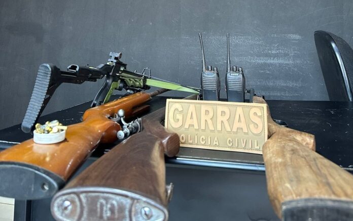 Polícias Civil e Penal apreendem armas de fogo e munições Polícias Civil e Penal apreendem armas de fogo e munições em Dois Irmãos do Buriti