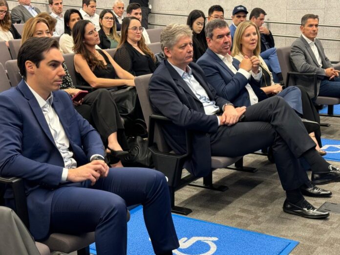 Rota da Celulose: governador apresenta projeto de concessão de rodovias Rota da Celulose: governador apresenta projeto de concessão de rodovias a empresários em SP