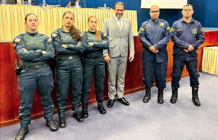 Delegado da Polícia Civil participa de curso de Polícia Comunitária Delegado da Polícia Civil participa de curso de Polícia Comunitária Aplicada, no Mato Grosso