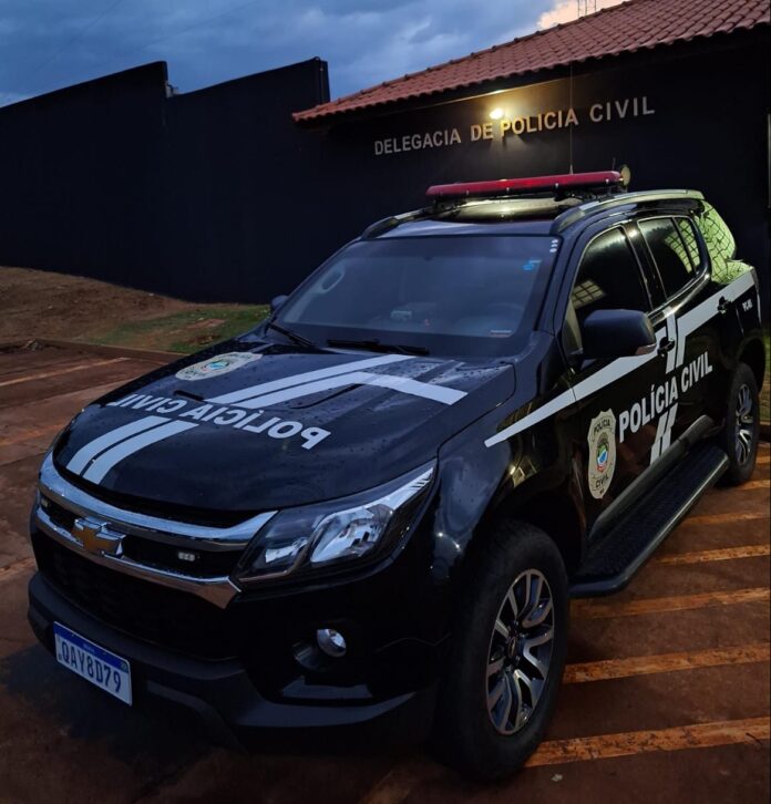 Polícia Civil prende foragido com documento falso em Chapadão do Polícia Civil prende foragido com documento falso em Chapadão do Sul