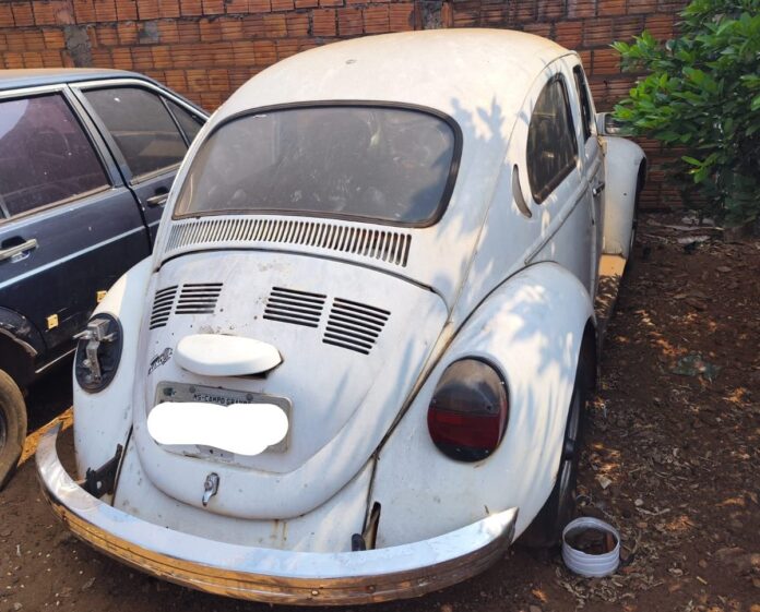 Polícia Civil recupera dois veículos que haviam sido apropriados indevidamente Polícia Civil recupera dois veículos que haviam sido apropriados indevidamente de dois idosos pelo mesmo suspeito em Campo Grande