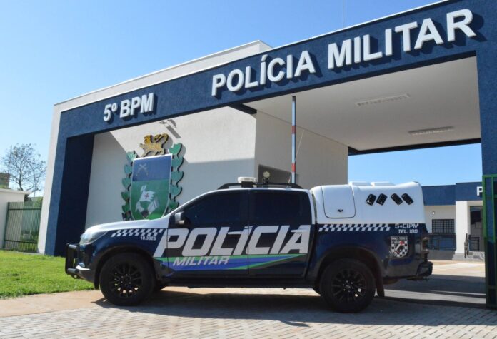 Polícia Militar cumpre mandado de prisão em operação conjunta com Polícia Militar cumpre mandado de prisão em operação conjunta com PMMT em Coxim