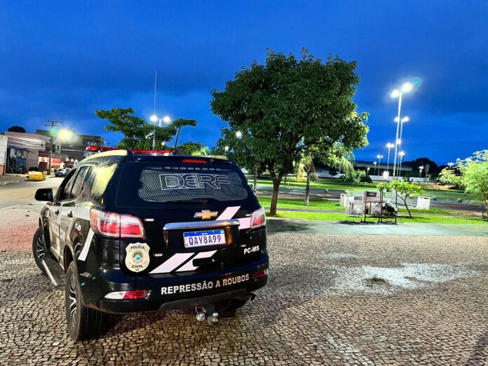 Polícia Civil cumpre mandado de prisão contra acusado de diversos Polícia Civil cumpre mandado de prisão contra acusado de diversos crimes