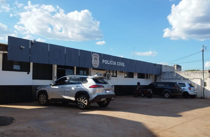 Polícia Civil cumpre mandado de prisão preventiva contra suspeito de Polícia Civil cumpre mandado de prisão preventiva contra suspeito de feminicídio e furto