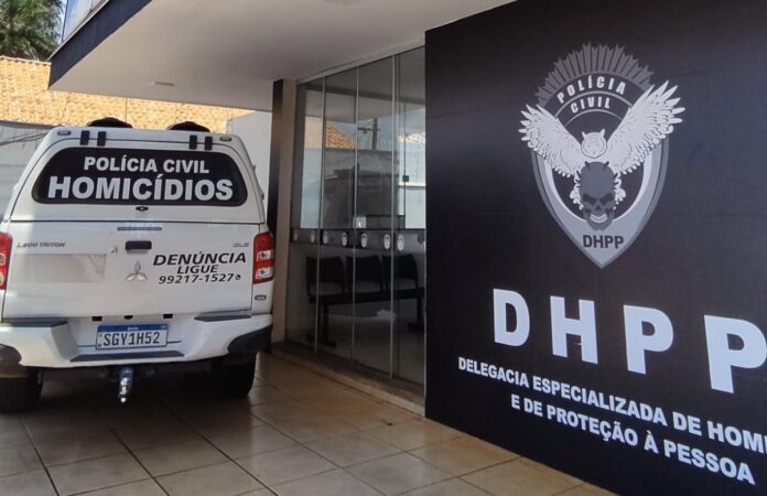 Polícias Civil, com apoio da Polícia Militar, localiza mulher desaparecida Polícias Civil, com apoio da Polícia Militar, localiza mulher desaparecida em Campo Grande e indicia os irmãos por tortura e cárcere privado