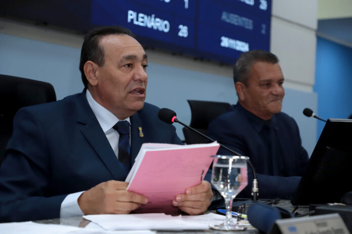 Presidente Carlão destaca aprovação da Campanha de Valorização do Comércio Presidente Carlão destaca aprovação da Campanha de Valorização do Comércio da Antiga Rodoviária