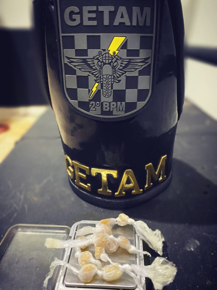 Polícia Militar em Três Lagoas prende autor de Tráfico de Polícia Militar em Três Lagoas prende autor de Tráfico de Drogas