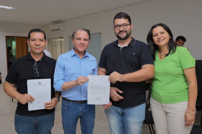 8f17da2f-6467-4a9d-a8a1-1c223e4291d4