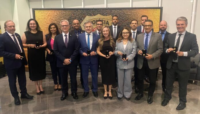 Em Brasília, o Delegado-Geral da Polícia Civil do Mato Grosso Em Brasília, o Delegado-Geral da Polícia Civil do Mato Grosso do Sul participa de eventos relacionados à Segurança Pública