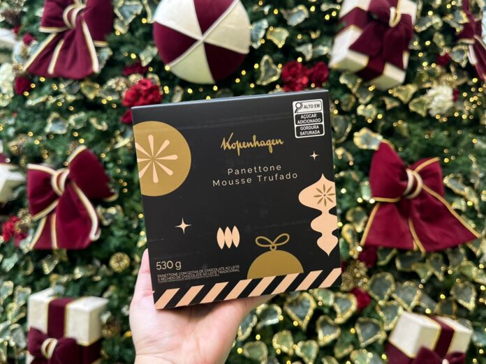 Neste Natal, clientes do Shopping ganham panetone Kopenhagen Neste Natal, clientes do Shopping ganham panetone Kopenhagen