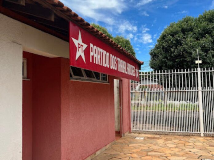 2bf952f9-3f62-4237-a7bf-6313f91d5515