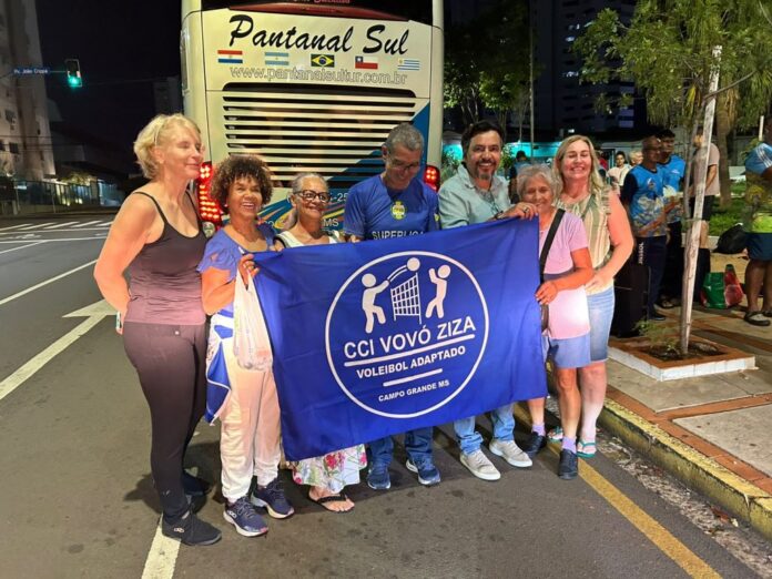 Com apoio da Fundesporte, equipes de MS participam de competição Com apoio da Fundesporte, equipes de MS participam de competição nacional de vôlei adaptado