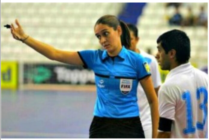 Curso de Arbitragem e atualização de Futsal Escolar terá árbitra Curso de Arbitragem e atualização de Futsal Escolar terá árbitra internacional