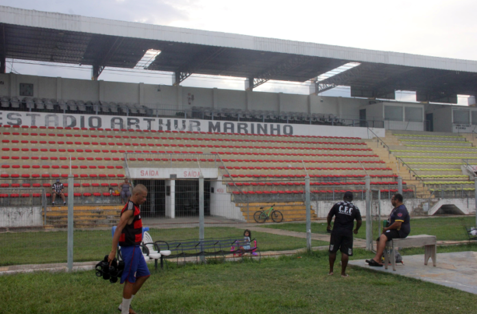 Funec tem trabalho “árduo” para liberar estádio Artur Marinho Funec tem trabalho “árduo” para liberar estádio Artur Marinho
