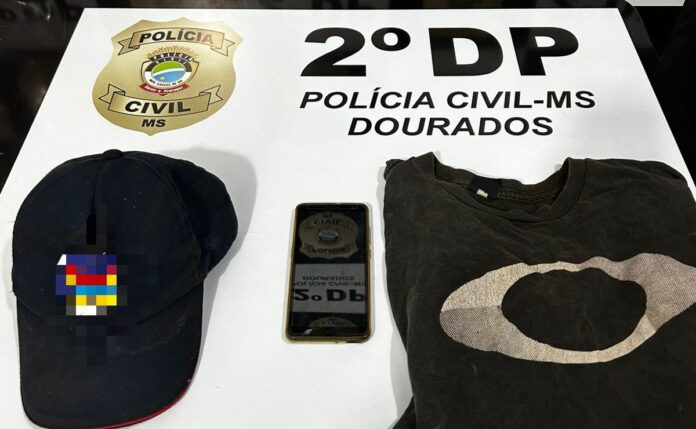 Polícia Civil prende dupla que agrediu e roubou casal de Polícia Civil prende dupla que agrediu e roubou casal de idosos em chácara em Dourados