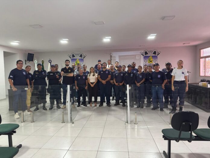 Polícia Civil realiza palestra para mais de 50 Guardas Municipais Polícia Civil realiza palestra para mais de 50 Guardas Municipais em Ladário