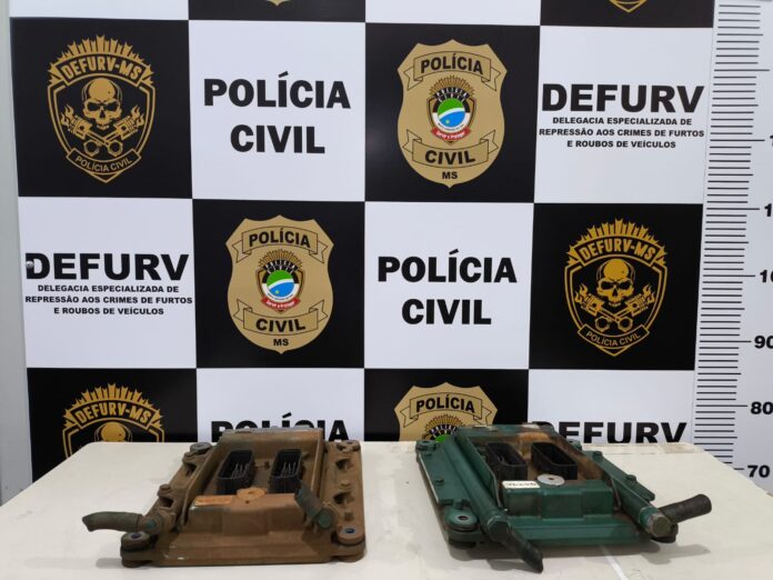 Polícia Civil recupera módulos de caminhões furtados na Capital e Polícia Civil recupera módulos de caminhões furtados na Capital e identifica autores