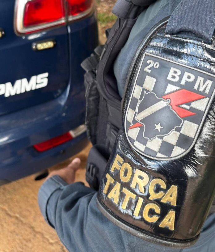 Polícia Militar em Três lagoas realiza prisão de autor de Polícia Militar em Três lagoas realiza prisão de autor de tráfico de drogas