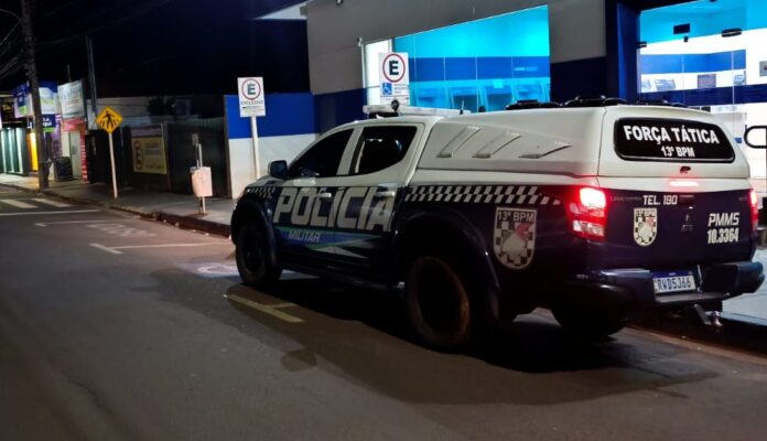 Polícia Militar prende homem por furtar fiação de iluminação pública em Paranaíba