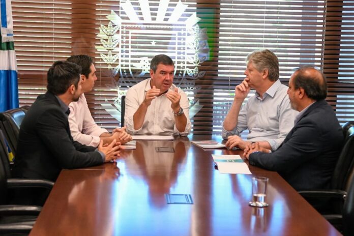 Em reunião com Governo de MS, Energisa anuncia R$ 771 milhões de investimentos neste ano em MS