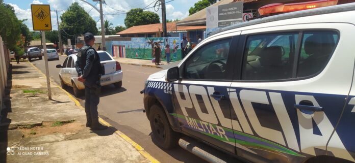 Operação Volta às Aulas: Policiais Militares do Comando de Policiamento Operação Volta às Aulas: Policiais Militares do Comando de Policiamento de Divisas reforça segurança nas escolas